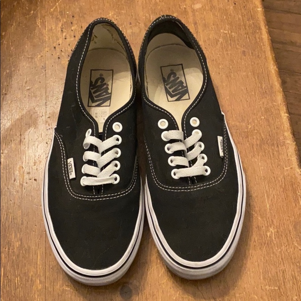 Black canvas authentic Vans
